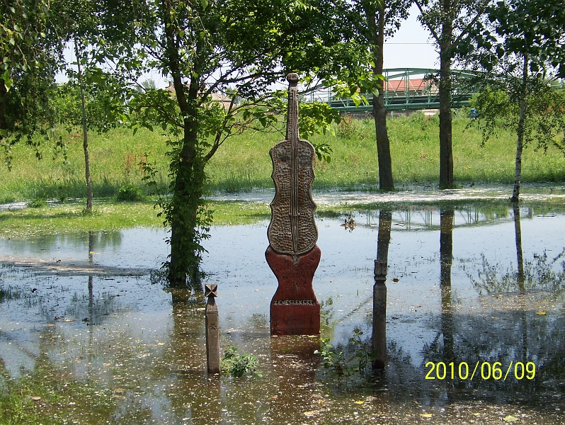 100_7809.jpg